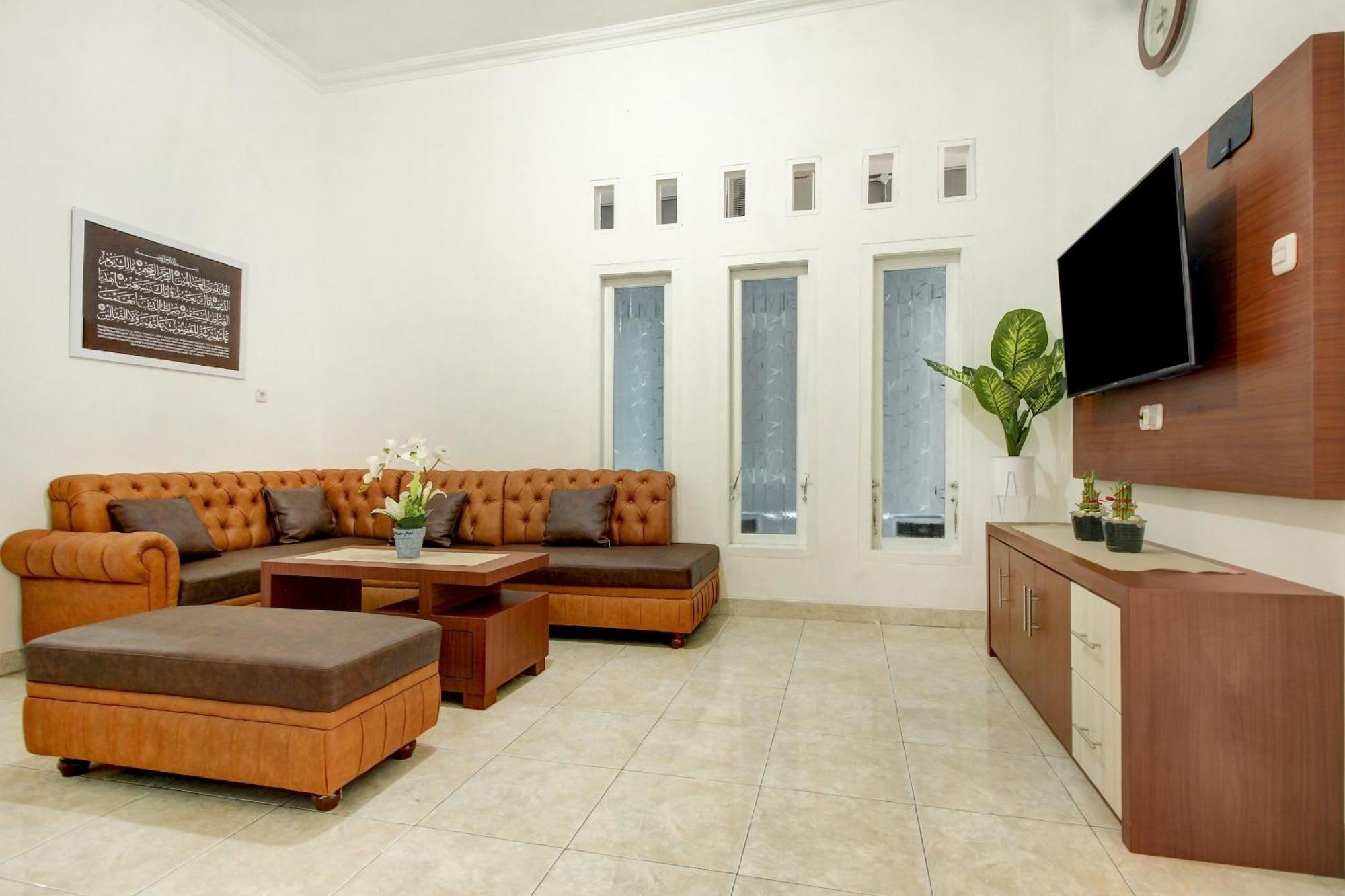 Oyo Life 3415 Penginapan Wimane ปาเลมบัง ภายนอก รูปภาพ